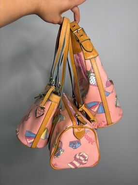 Live show notification post 💖